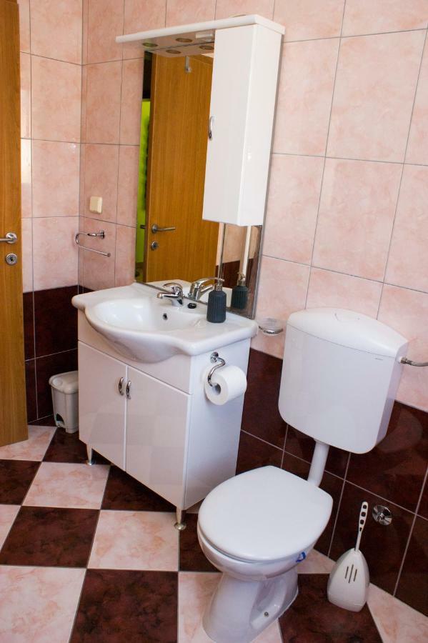 Apartmani Arijana Medulin Exteriör bild